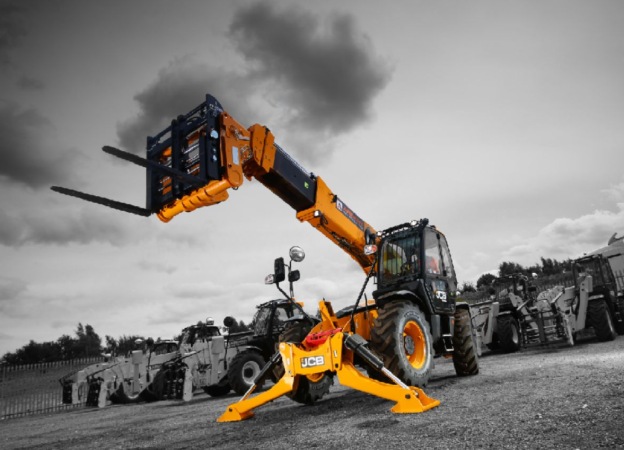 The Benefits of Heavy Plant Hire